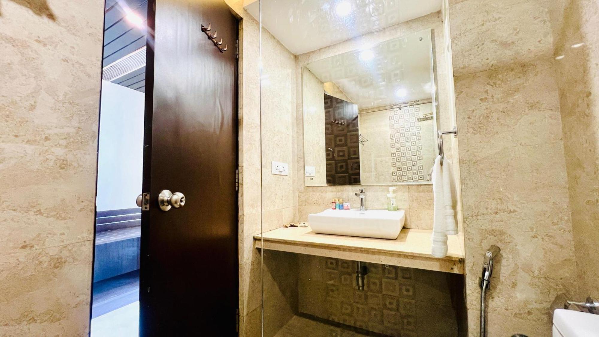 אנג'ונה Bluo Amani Vagator - Boutique Hotel Goa חדר תמונה